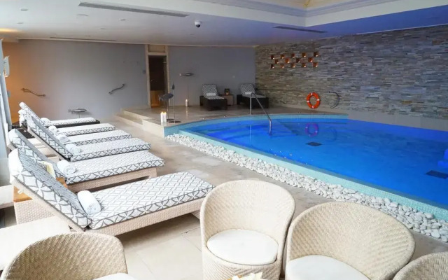 Noel Arms Hotel
