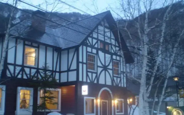 Petite Pension Come-s