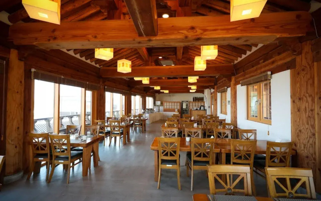 Hanok Hotel Odongjae