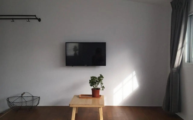 Little Time Guesthouse