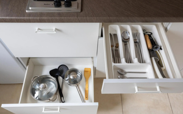 Поделам на Репина