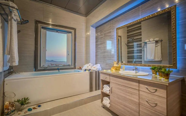 Castelli Luxury Villa