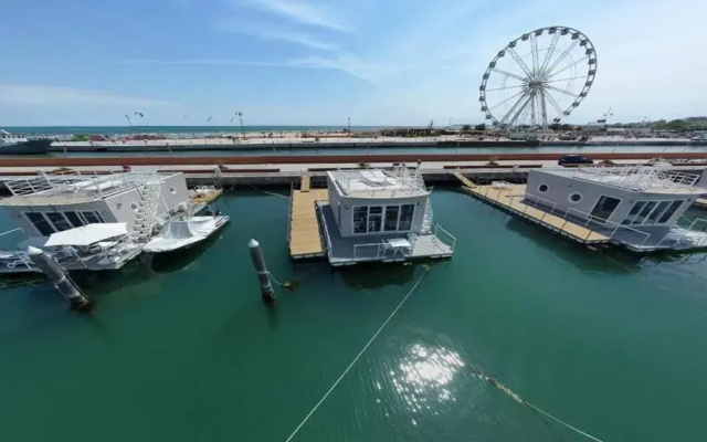 House Boat Rimini Resort
