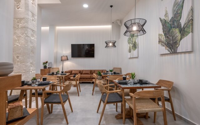 Marea Boutique Suites