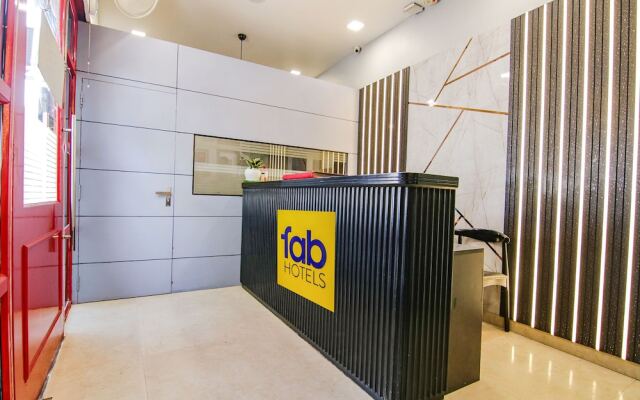 FabHotel Chawla House