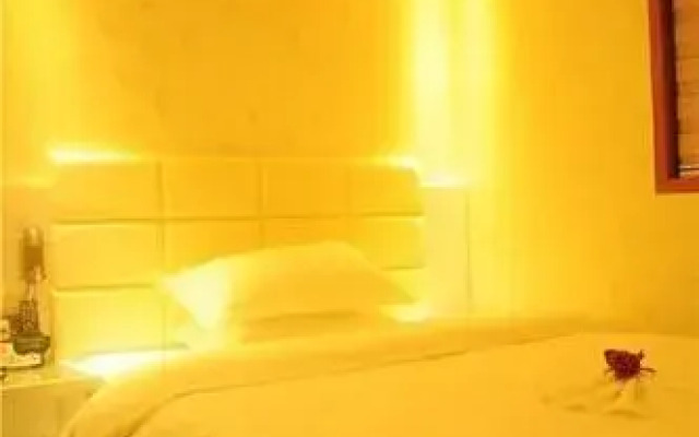 Set Chain Hotel Shangqiu South Railway Station