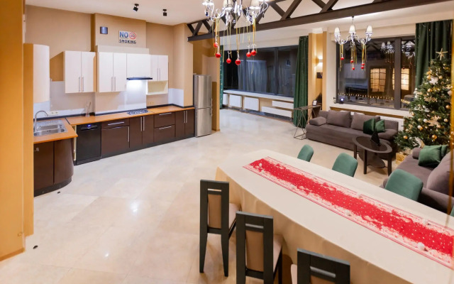 Апартаменты в загородном доме