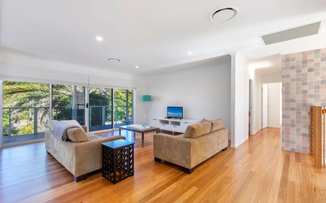 20 Ray Street Sunshine Beach