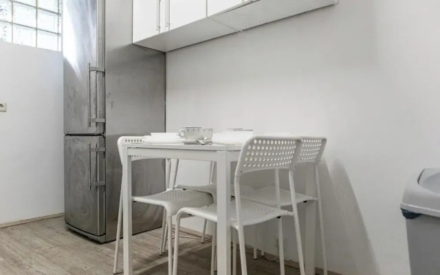 Cozy Room Shared Apt Millennium Tower