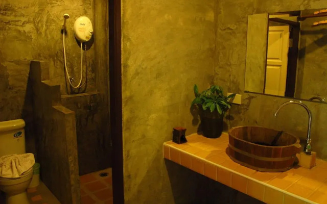 萨利塔度假酒店(Thareeta Resort)