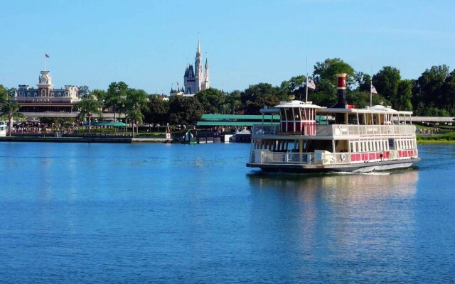 5 Bedroom Platinum Home With Games Room and Spa