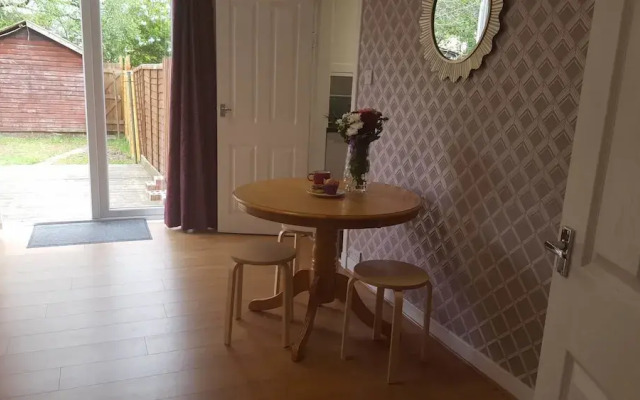 Dragon - Muirdrum House 3 Bedroom Home