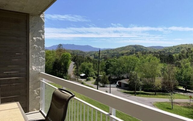 Whispering Pines 524