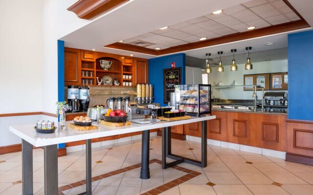 Hilton Garden Inn Mystic/Groton