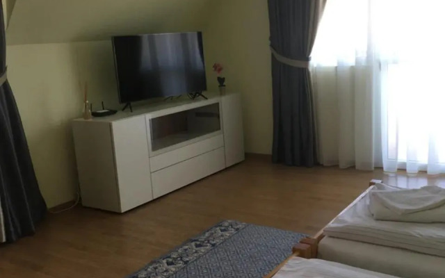 Casa Bis