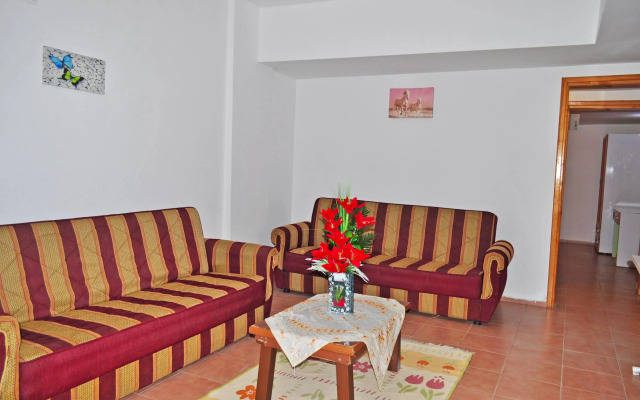 Mese Hotel & Apartments
