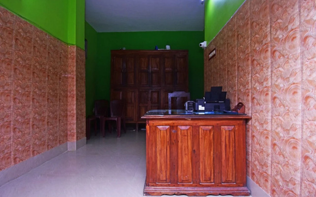 SPOT ON 43674 Apanjan Hotel