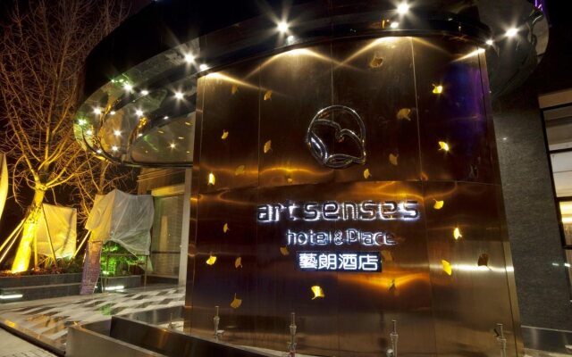 Art Senses Hotel & Place