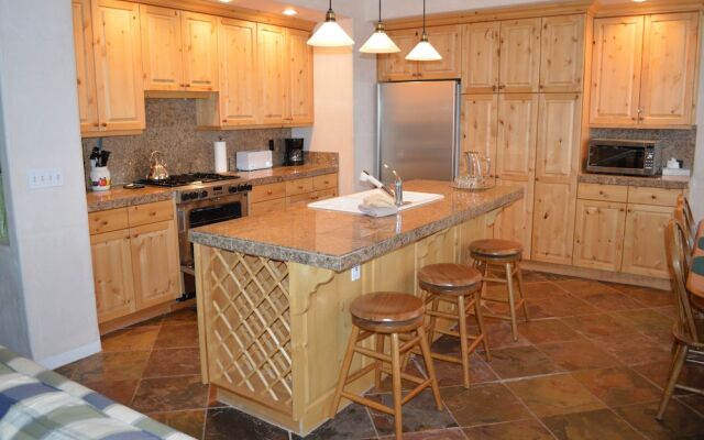 River Ridge 20 - 4 Br Condo