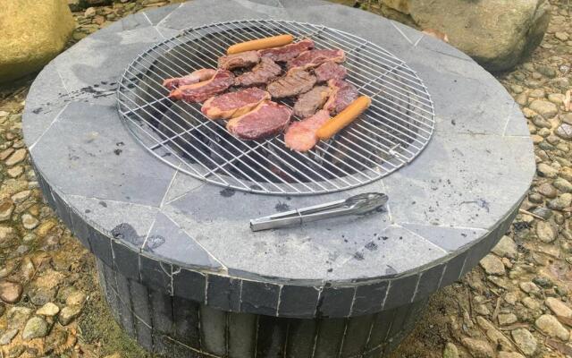 Villa Emerald: 3 Bedroom Pool Villa Near River