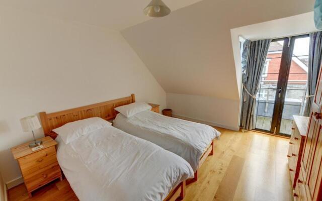 Flat 9 Broadleys