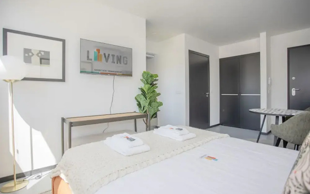 Liiiving in Porto- City Delight Studio I