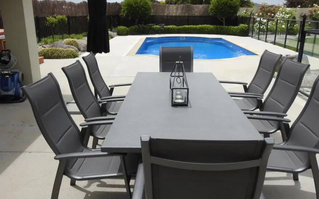 Grasslands Bed & Breakfast