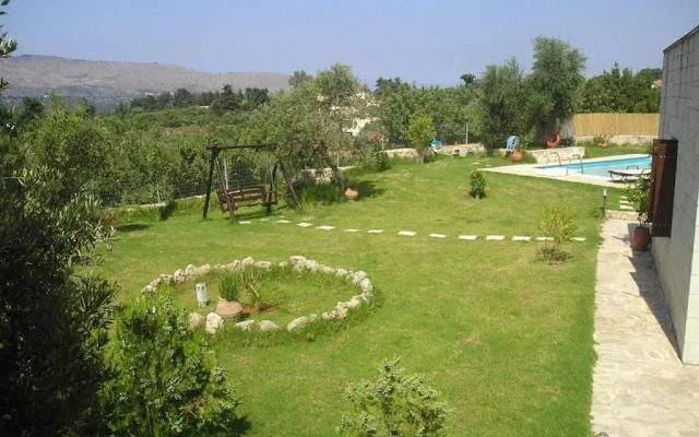 Villa Aloni-traditional Stone Villa With Nice View,pool and Garden