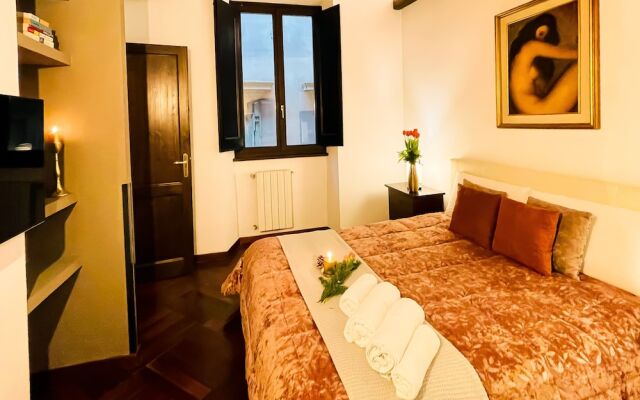 Trevi Fountain Stylish Guesthouse