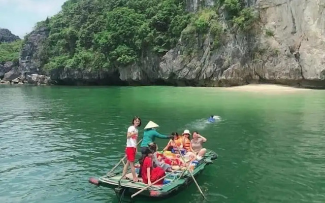 Nha nghi 81