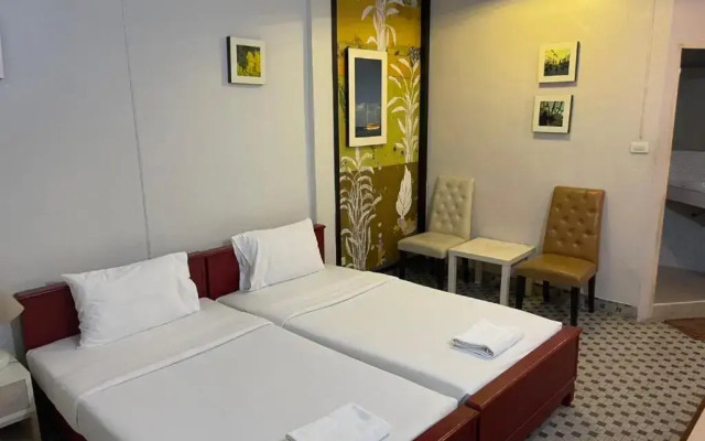Rajata Hotel