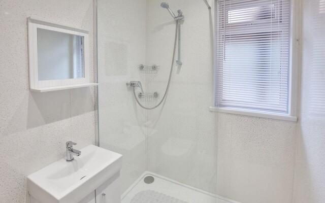Host Stay Ground Floor Apartment