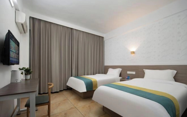 Xinyueju Hotel (Hainan Institute of Business and Technology Provincial Museum)
