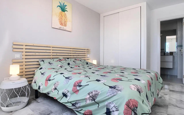 2268-Penthouse with terrace seaview