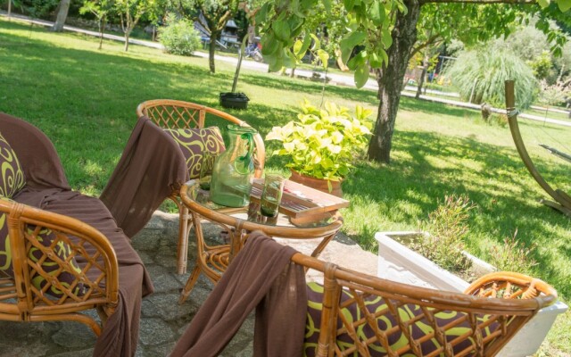 Paradise Garden Studios