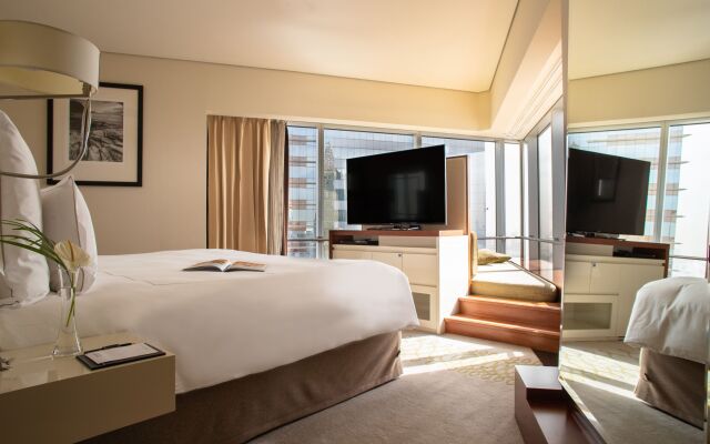 Jumeirah Emirates Towers Dubai