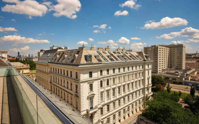 The Ritz-Carlton, Vienna