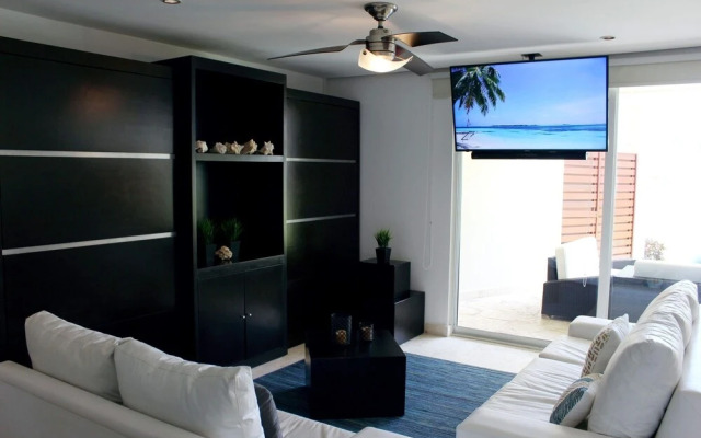 Elements Garden House 12 2 Bedroom Condo