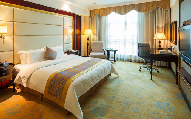 City Hotel