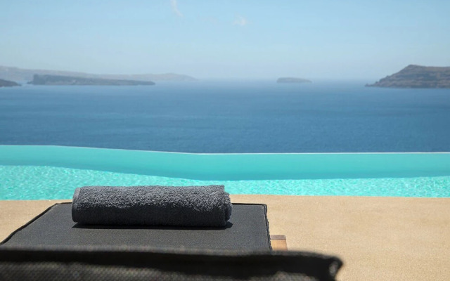 Olvos Luxury Suites