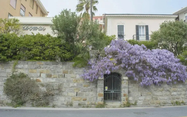 Villa Thomas - Appartamenti di Prestigio