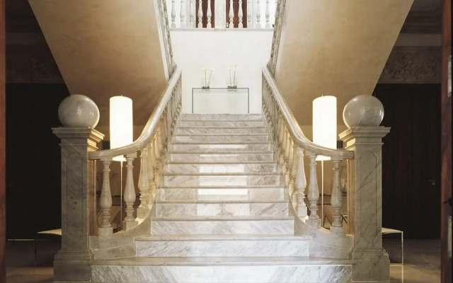 Hospes Palacio de los Patos, a Member of Design Hotels