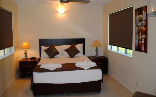 Seascape Holiday at the Queenslander