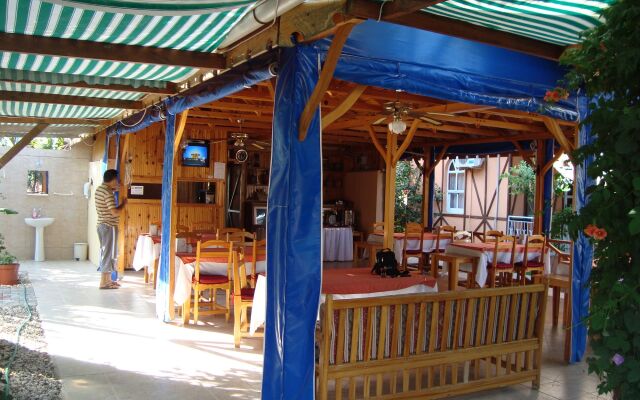 Yavuz Motel Adrasan