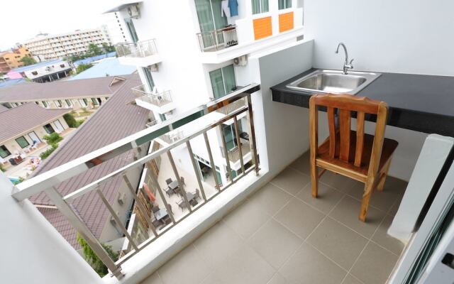 Thira Residence Patong