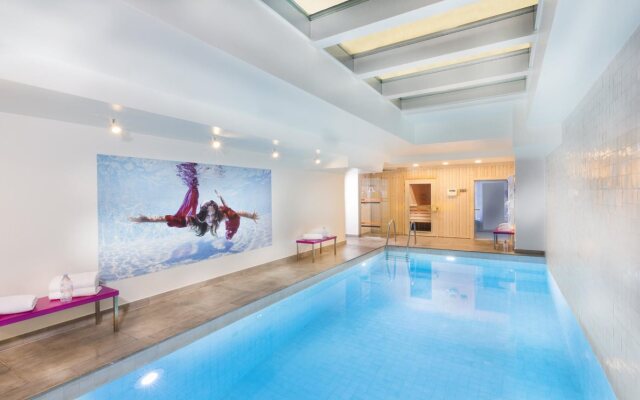 Lyric Hotel Paris