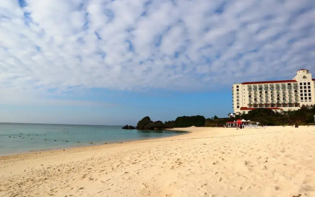 Nirai Beach Villa