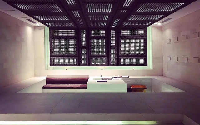 eqUILIBRIA SEMINYAK