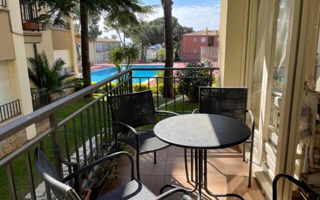 AJ-26 CALELLA DE PALAFRUGELL 6 Pax