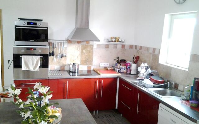 Villa With 3 Bedrooms in Saint-saturnin-lès-apt, With Wonderful Mounta